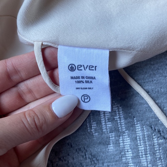 100% silk cream wrap vest - Picture 6 of 7